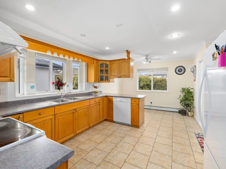 3545 Viewmount Place, Abbotsford, BC, V2T 6S1 - 10