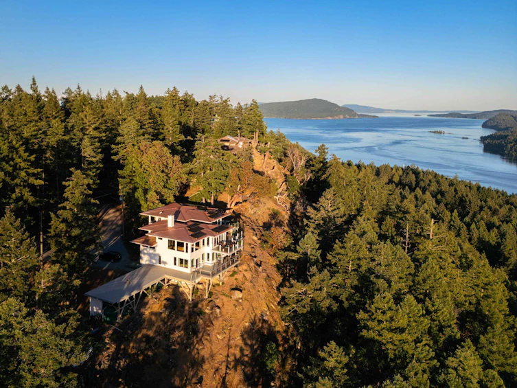356 East West Road, Mayne Island, BC, V0N 2J2 - 37