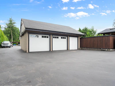 24645 50 Avenue - 5