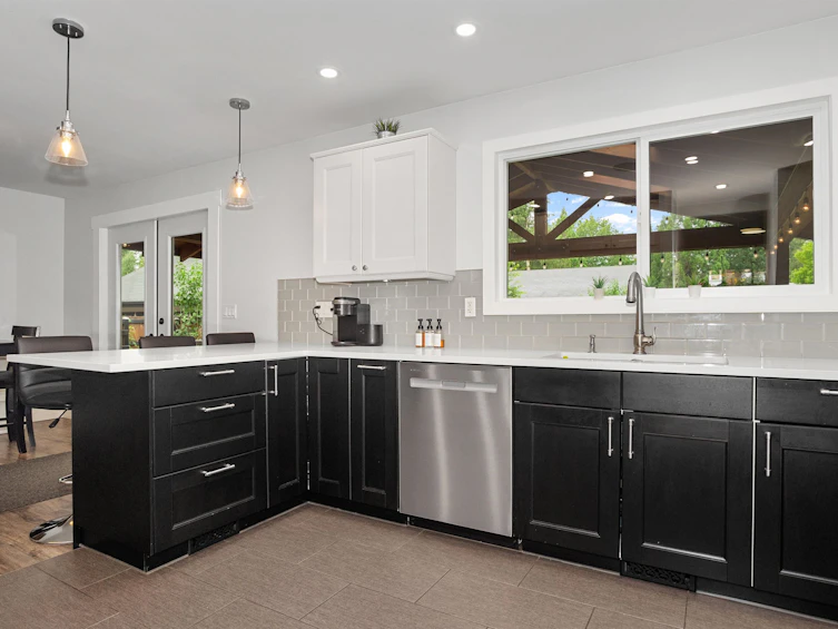 24645 50 Avenue, Langley, BC, V2Z 1E4 - 12