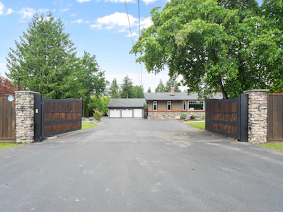 24645 50 Avenue - 3
