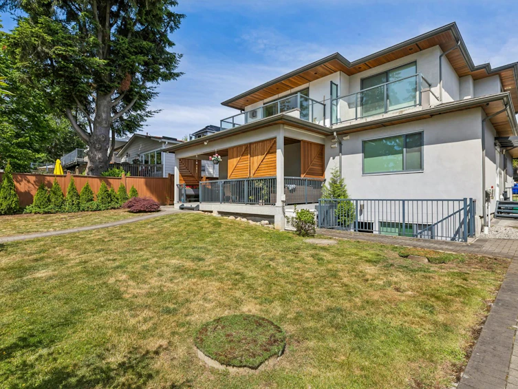 2553 Western Avenue, North Vancouver, BC, V7N 3L2 - 39