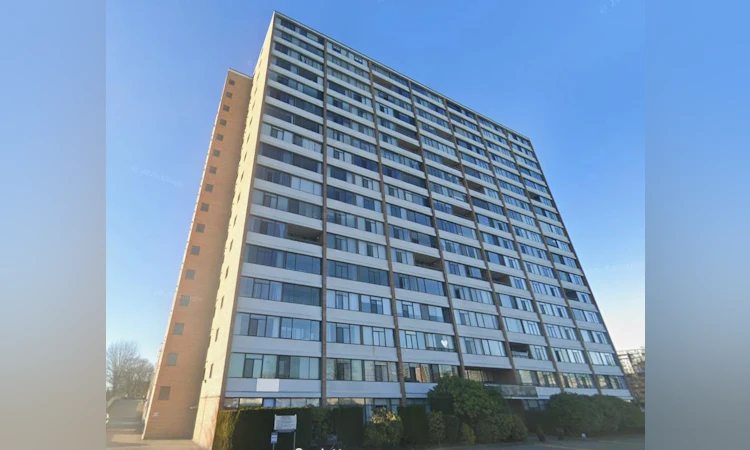 1306-6651 Minoru Boulevard