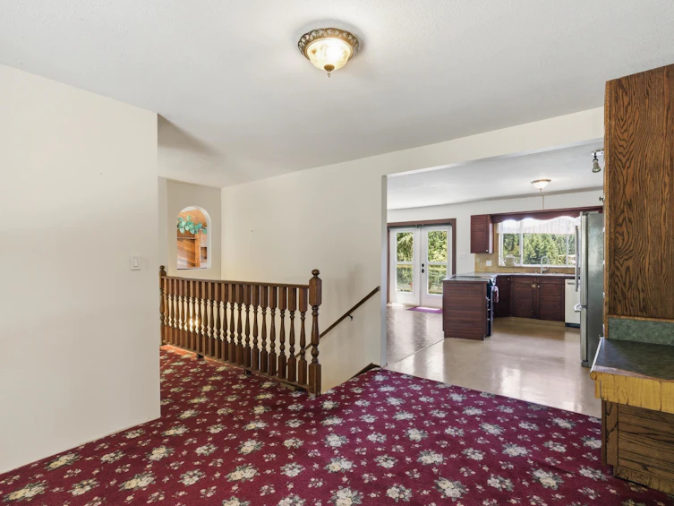 10085 Buccaneer Road, Halfmoon Bay, BC, V7Z 1B6 - 11