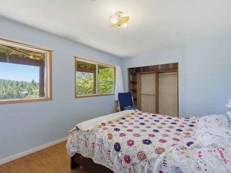 10085 Buccaneer Road, Halfmoon Bay, BC, V7Z 1B6 - 14