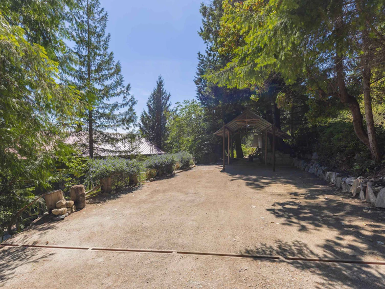 10085 Buccaneer Road, Halfmoon Bay, BC, V7Z 1B6 - 30