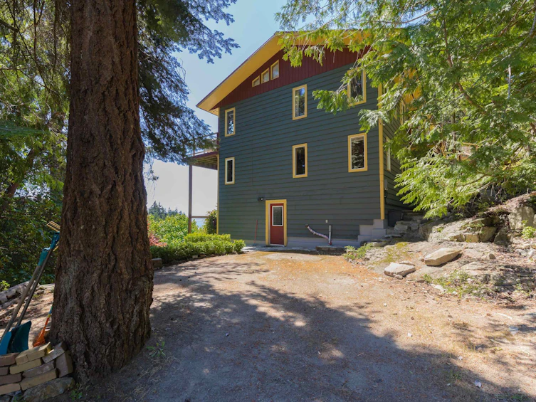 10085 Buccaneer Road, Halfmoon Bay, BC, V7Z 1B6 - 23