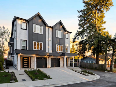 1-2522 Campbell Avenue - 4