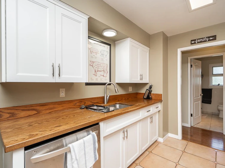 8937 Watson Drive, Delta, BC, V3X 2B7 - 8