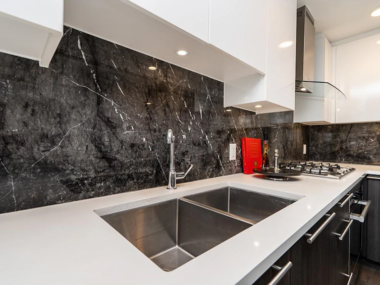 217-5033 Cambie Street, Vancouver, BC, V5Z 0H6 - 9