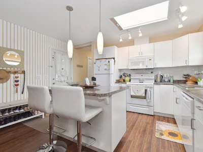 47-15875 20th Avenue - 3