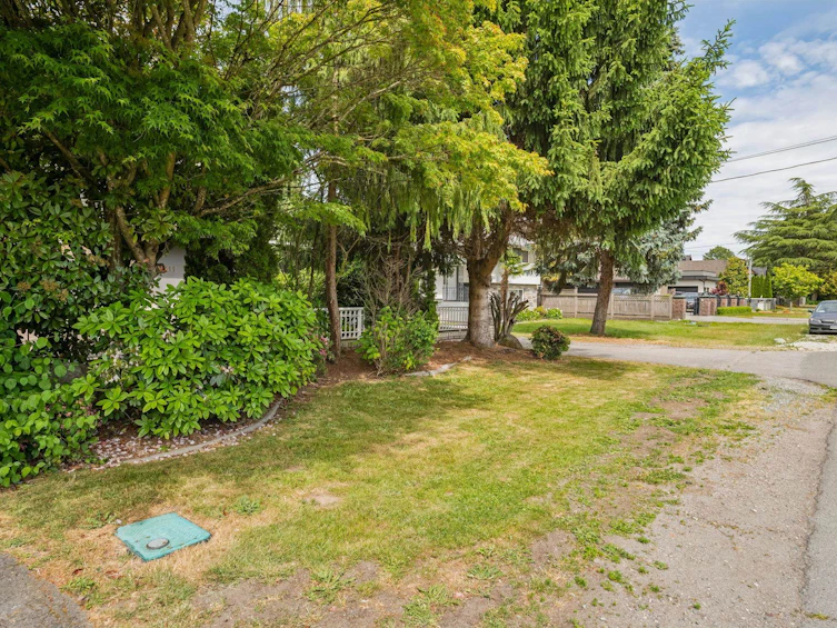 12311 Flury Drive, Richmond, BC, V6V 1H6 - 40