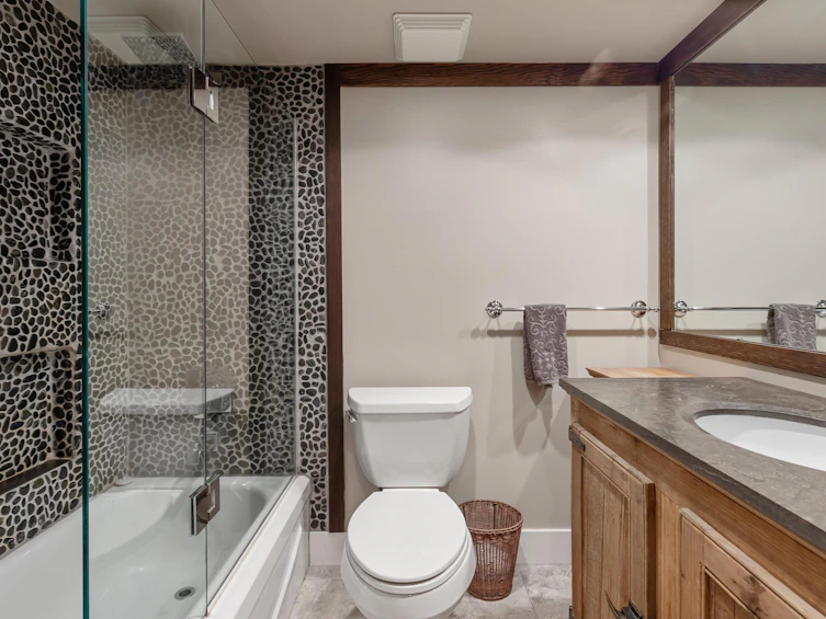 207-2050 Lake Placid Road, Whistler, BC, V8E 0A8 - 34