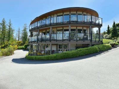 302-5780 Marine Way - 4