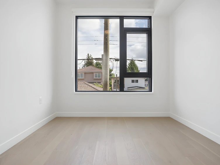 202-8398 Oak Street, Vancouver, BC, V6P 0L9 - 12