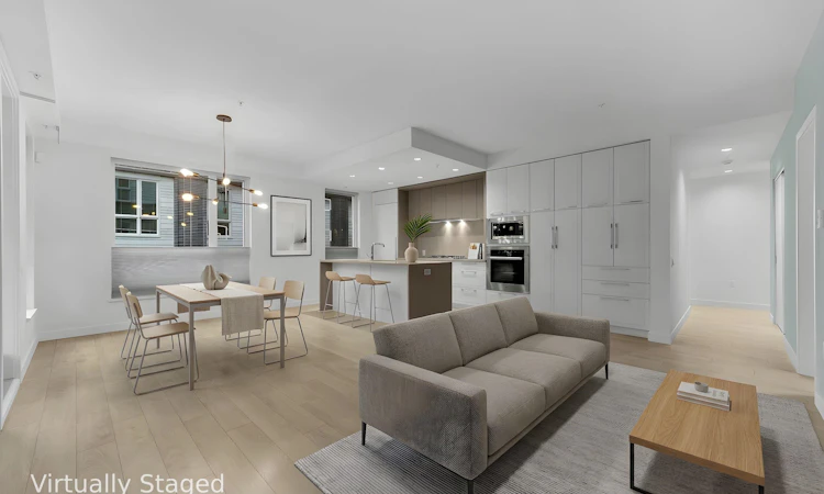 109-6677 Cambie Street