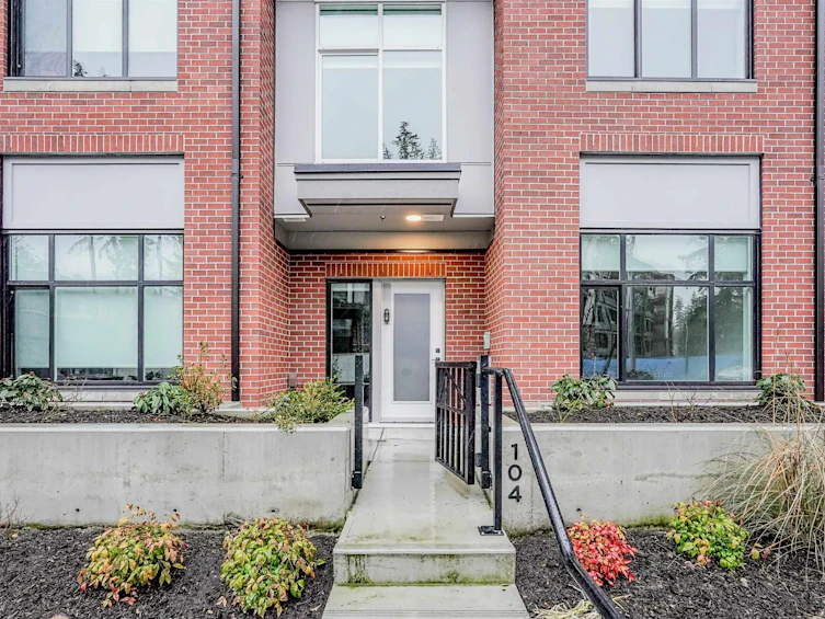 104-3528 146a Street, Surrey, BC, V4P 0H4