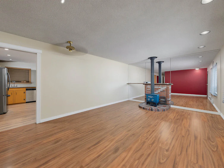 5697 180 Street, Surrey, BC, V3S 4K6 - 6