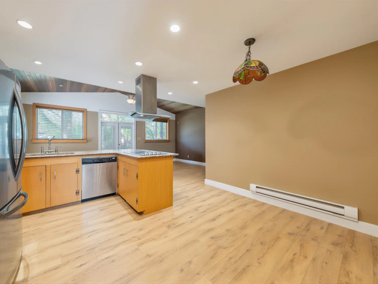 5697 180 Street, Surrey, BC, V3S 4K6 - 9