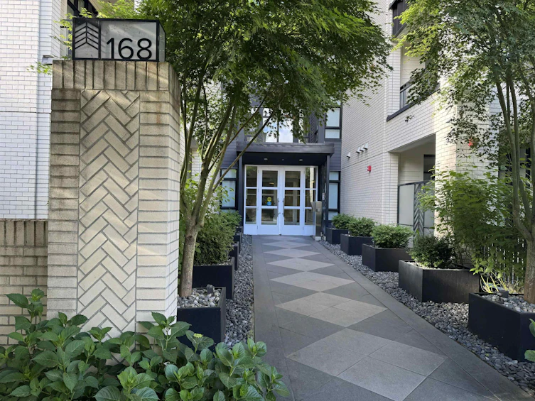 306-168 E 35th Avenue, Vancouver, BC, V5W 1A6 - 2