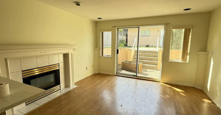 2400 West 19th Avenue, Vancouver, BC, V6L 1C7 - 2