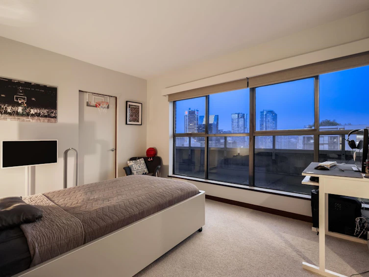 2301-909 Burrard Street, Vancouver, BC, V6Z 2N2 - 23