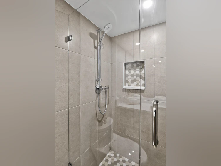 307-1460 Martin Street, Surrey, BC, V4B 3W7 - 23