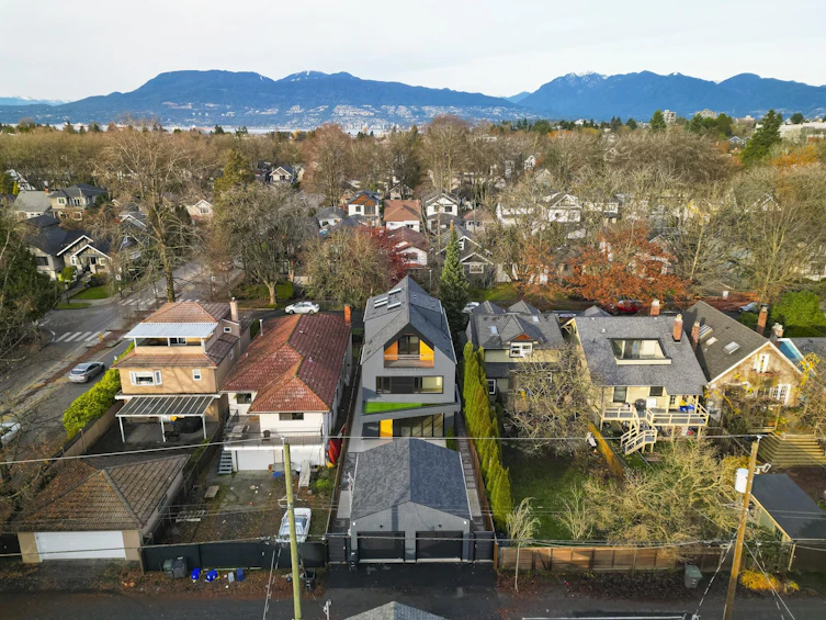 2-2764 W 14th Avenue, Vancouver, BC, V6K 2X2 - 38