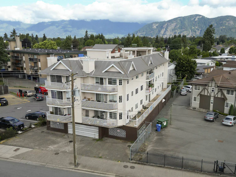 206-46351 Yale Road, Chilliwack, BC, V2P 2P8 - 2