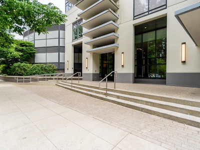3007-3080 Lincoln Avenue - 3