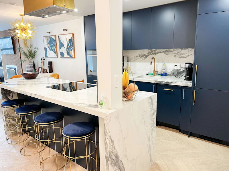 B307 - 1331 Homer Street, Vancouver BC V6B 5M5