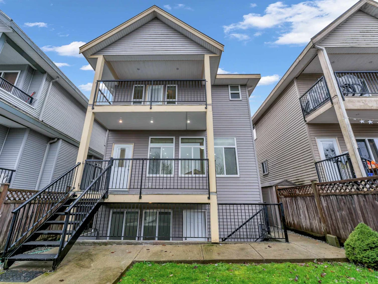 13125 108 Avenue, Surrey, BC, V3T 2J2 - 4
