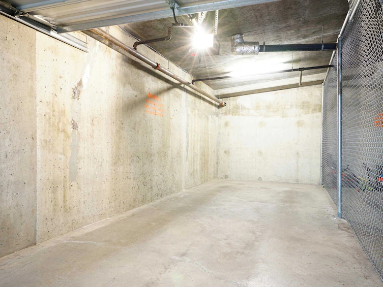 202-33485 South Fraser Way, Abbotsford, BC, V2S 8P9 - 23