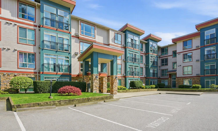 202-33485 South Fraser Way