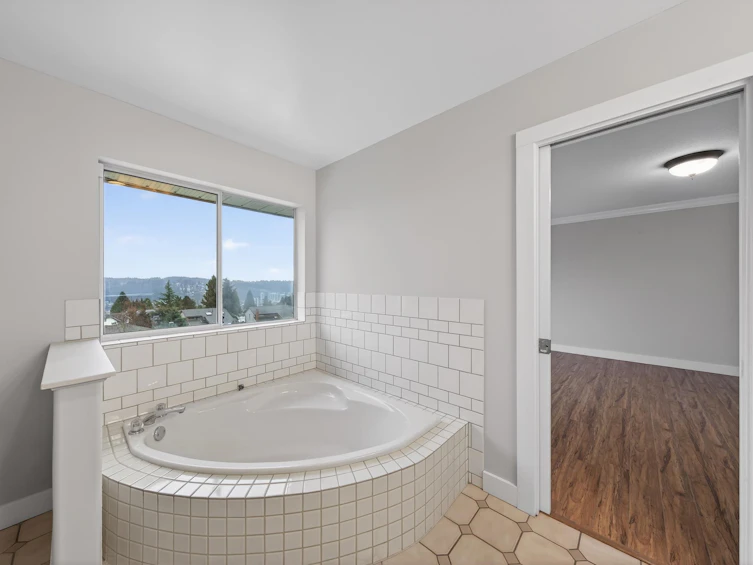 2562 Fuchsia Place, Coquitlam, BC, V3E 2M7 - 21