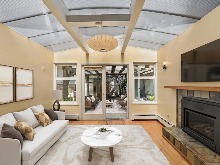 408 E 2nd Street, North Vancouver, BC, V7L 1C8 - 14