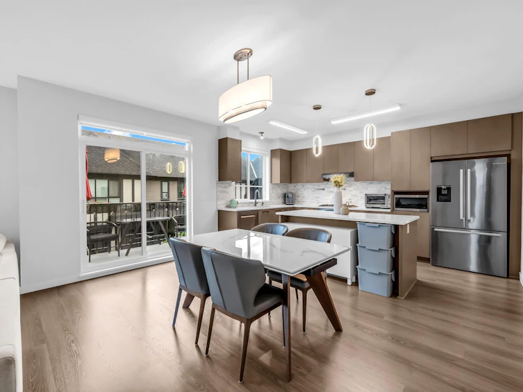56-3500 Burke Village Promenade, Coquitlam, BC, V3E 0N2 - 10