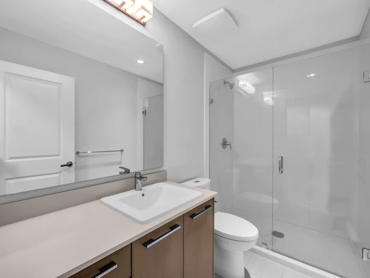 56-3500 Burke Village Promenade, Coquitlam, BC, V3E 0N2 - 34
