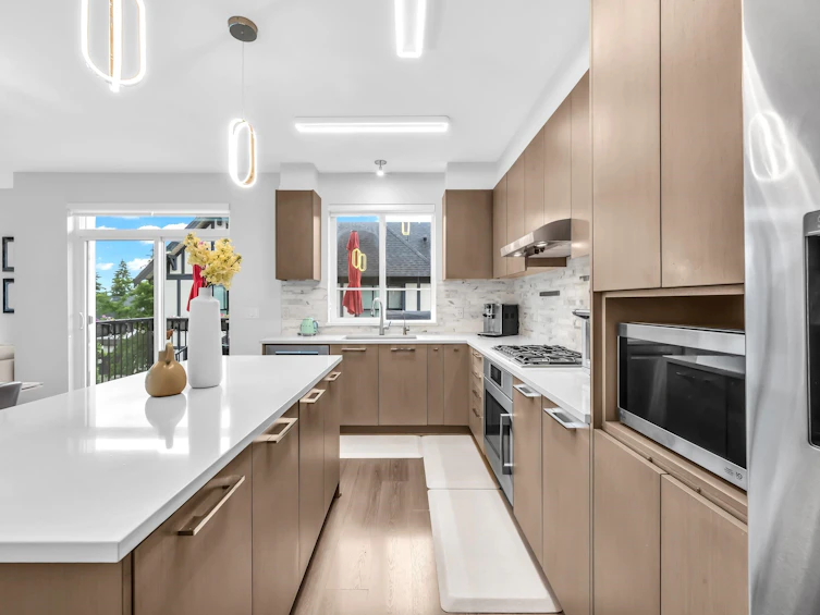 56-3500 Burke Village Promenade, Coquitlam, BC, V3E 0N2 - 13