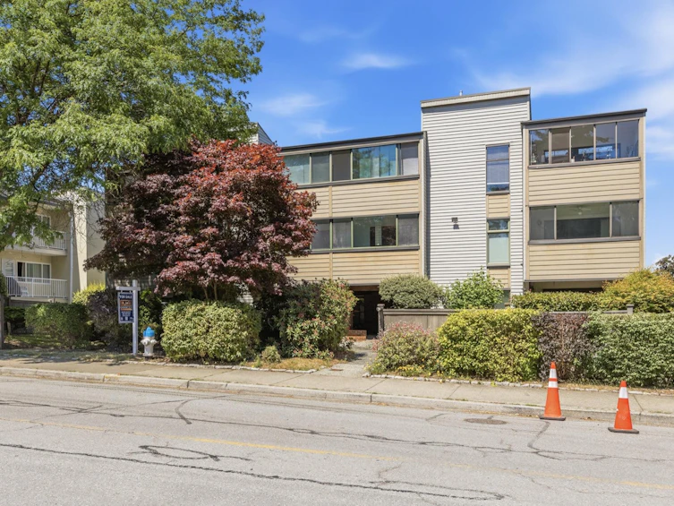 202-5553 16 Avenue, Delta, BC, V4M 2H7 - 2