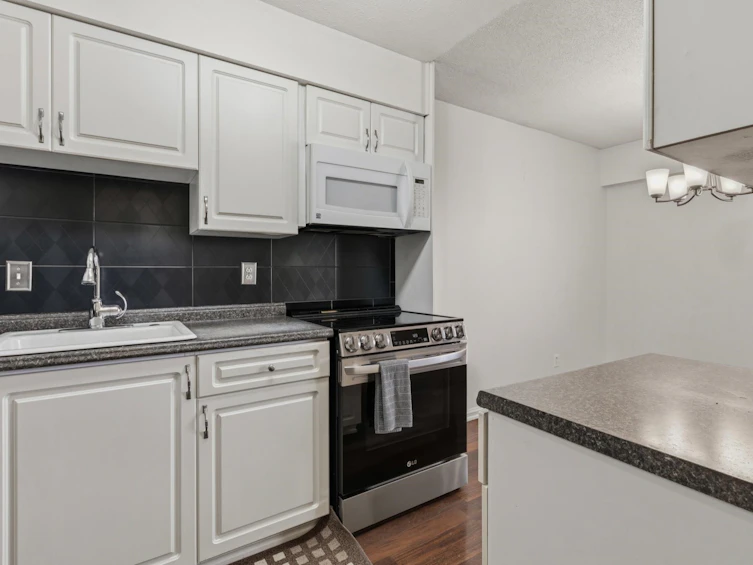 202-5553 16 Avenue, Delta, BC, V4M 2H7 - 15