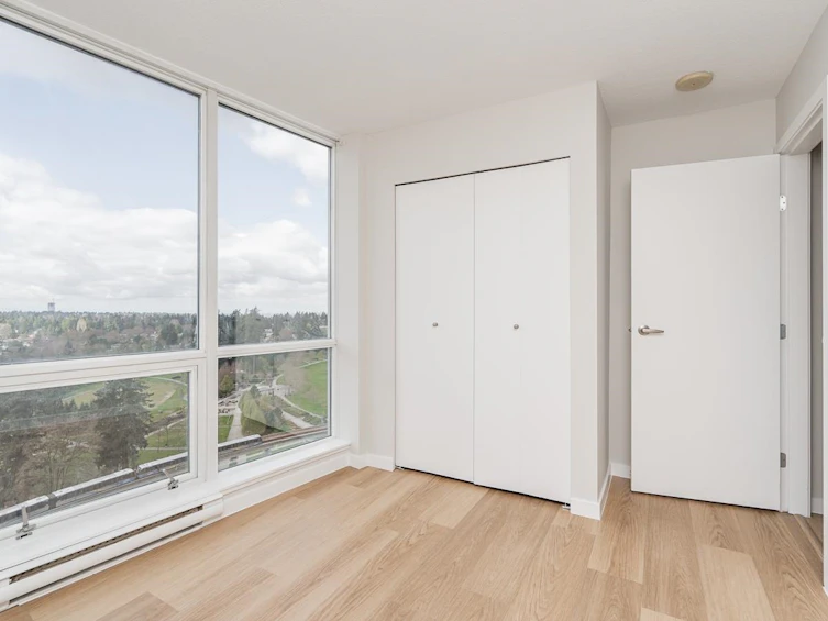2002-13618 100 Avenue, Surrey, BC, V3T 0A8 - 24