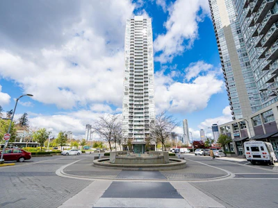 2002-13618 100 Avenue - 2