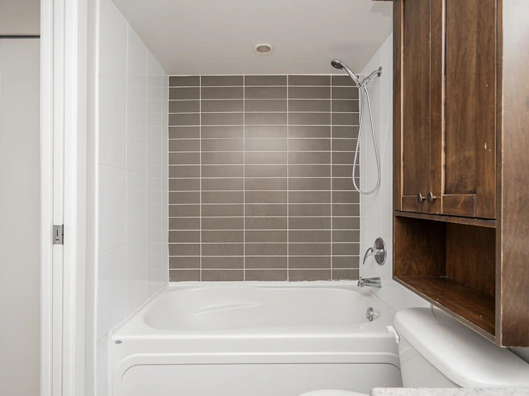 2002-13618 100 Avenue, Surrey, BC, V3T 0A8 - 22