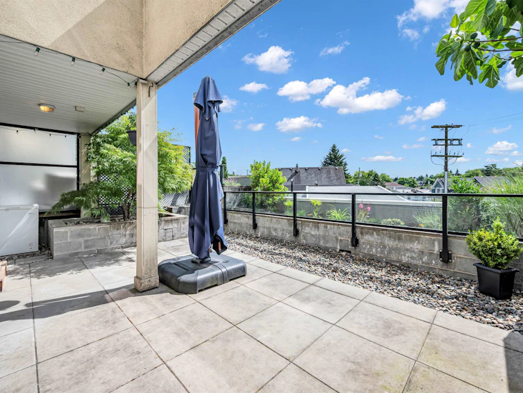 211-4338 Commercial Street, Vancouver, BC, V5N 5G6 - 9