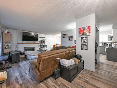 2436 Rideau Street - 5