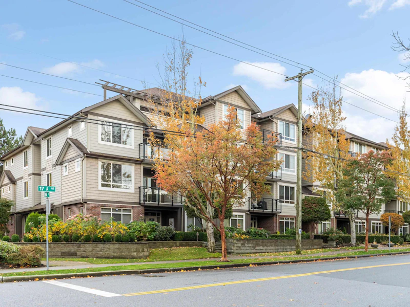 210 - 15368 17a Avenue, Surrey BC V4A 1V3