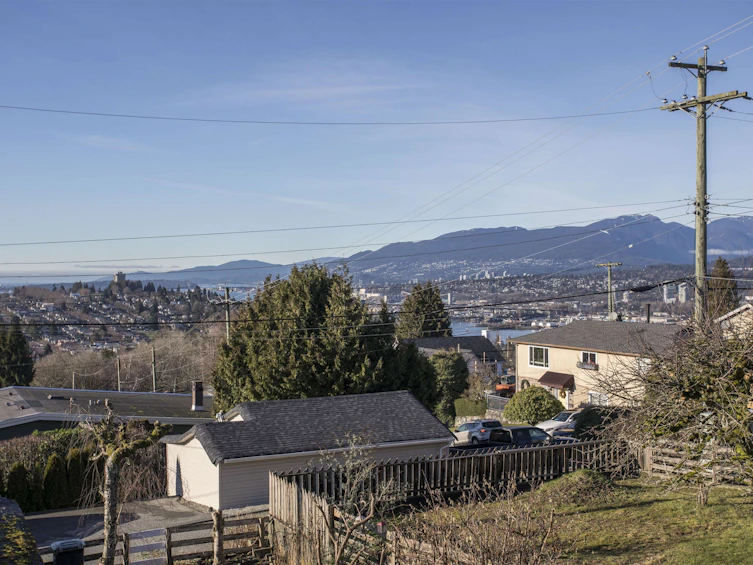 11 Hythe Avenue, Burnaby, BC, V5B 3H6 - 15