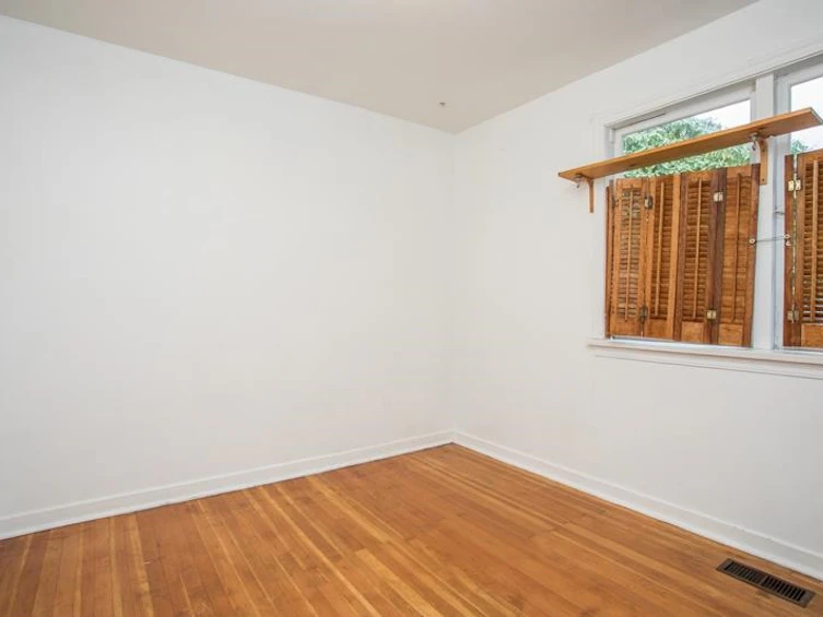11 Hythe Avenue, Burnaby, BC, V5B 3H6 - 30