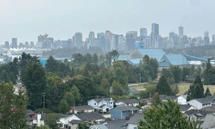 1106-200 Klahanie Court